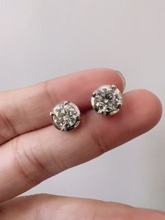3.11 carat total weight stud earring  18k white gold cvd lab grown diamond