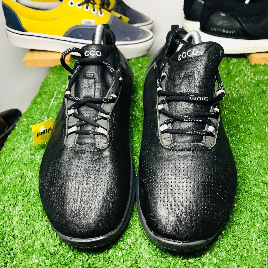 Used ecco on sale shoes