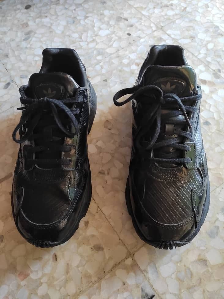 Adidas falcon cheap black patent