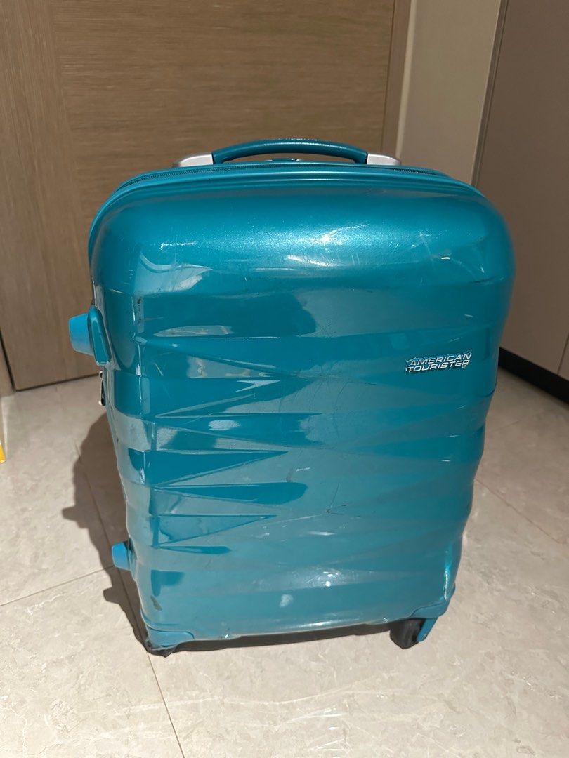 American Tourister Cabin Luggage Expandable, Hobbies & Toys, Travel, Luggage on Carousell