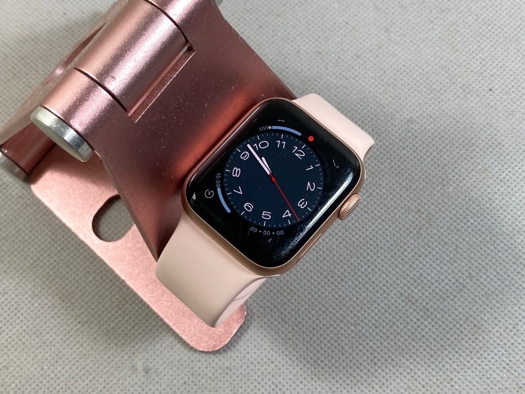 Apple Watch S6 Series 6 GPS 40mm蘋果手錶粉色0000, 手機及配件, 智慧