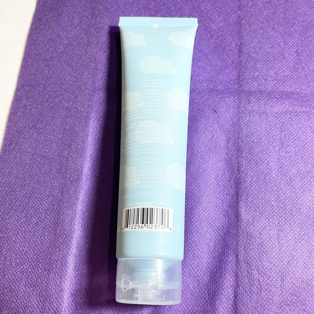 AUTHENTIC Ariana grande cloud body souffle lotion 100ml on Carousell