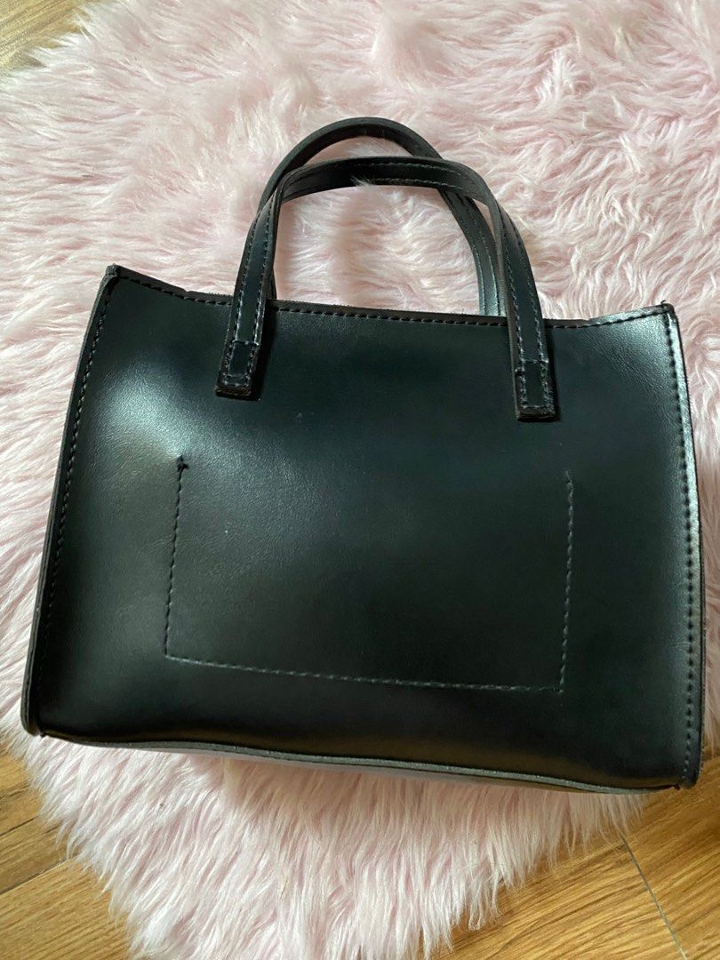 Balenciaga small bag I N S P. (Category: Luxury Bags & Wallets) located in Angeles City. Submitted by baboy1 (Listing ID 1244929773, Image 2). Description: What you see what you get.
