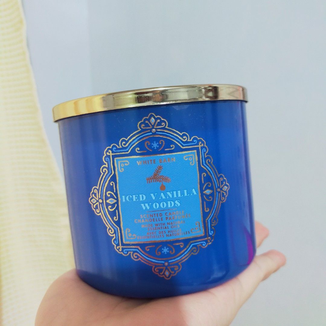BBW White Barn Iced Vanilla Woods 3 Wick Candle on Carousell