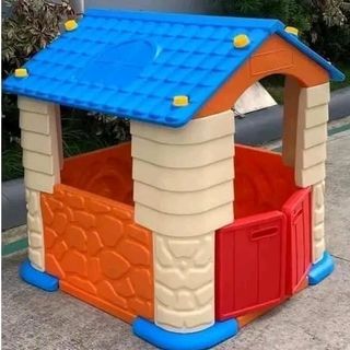 BIG PLAYHOUSE CABIN FOR KIDS