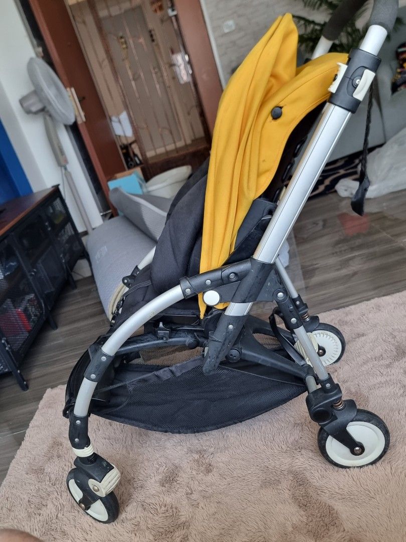 Bugaboo Bee Front and Back Facing