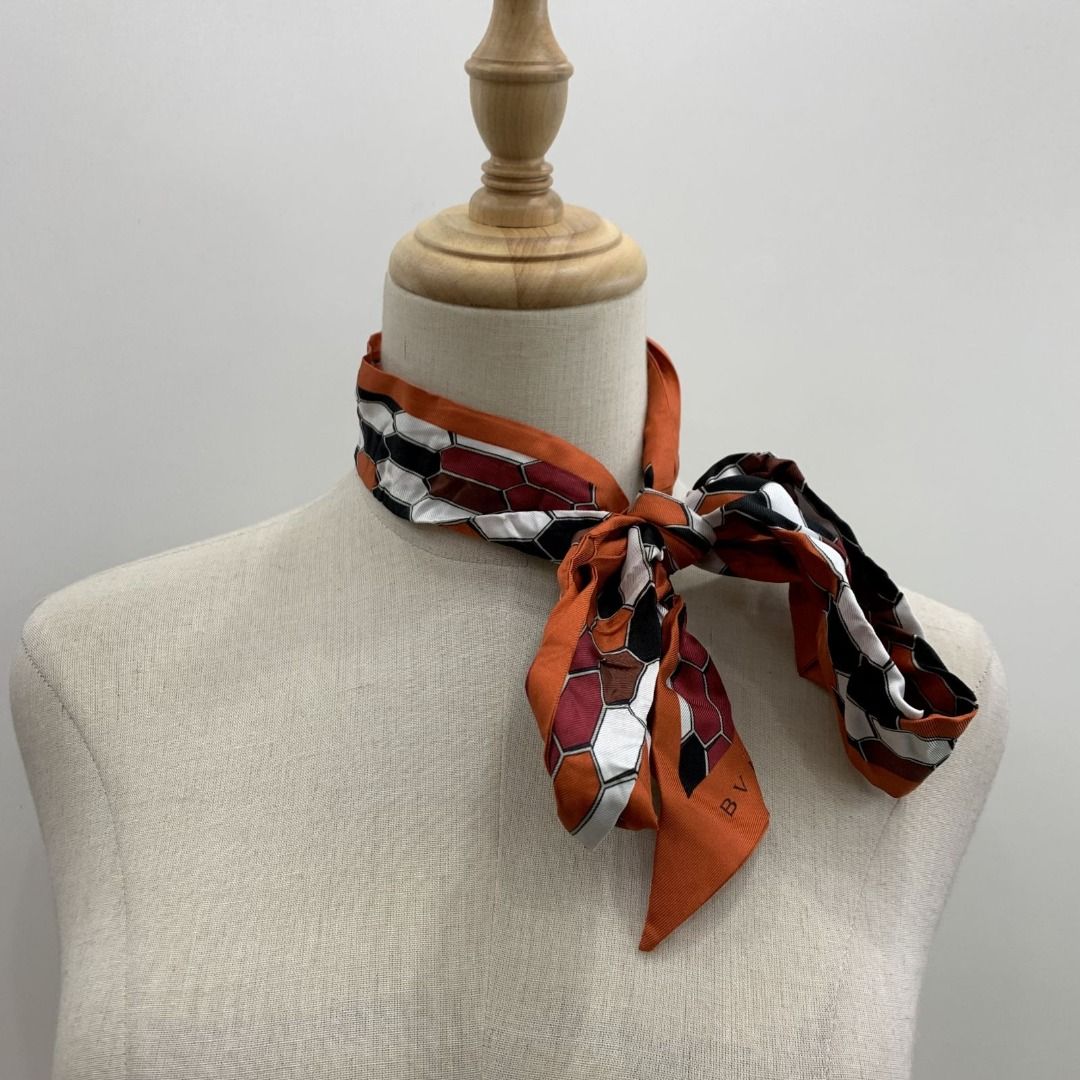 BVLGARI TWILLY SCARF 237020052 TI Luxury Accessories on Carousell