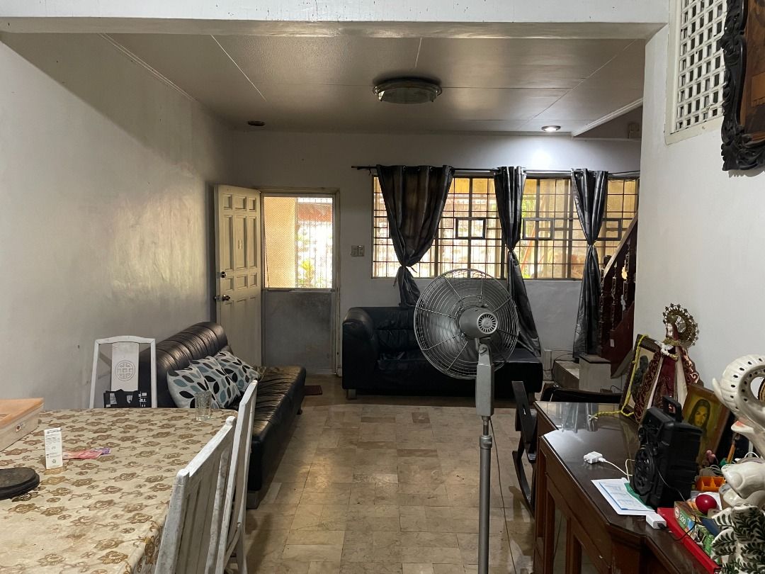 CAOFOR SALE 3 Bedroom Townhouse in Loyola Heights, Quezon City