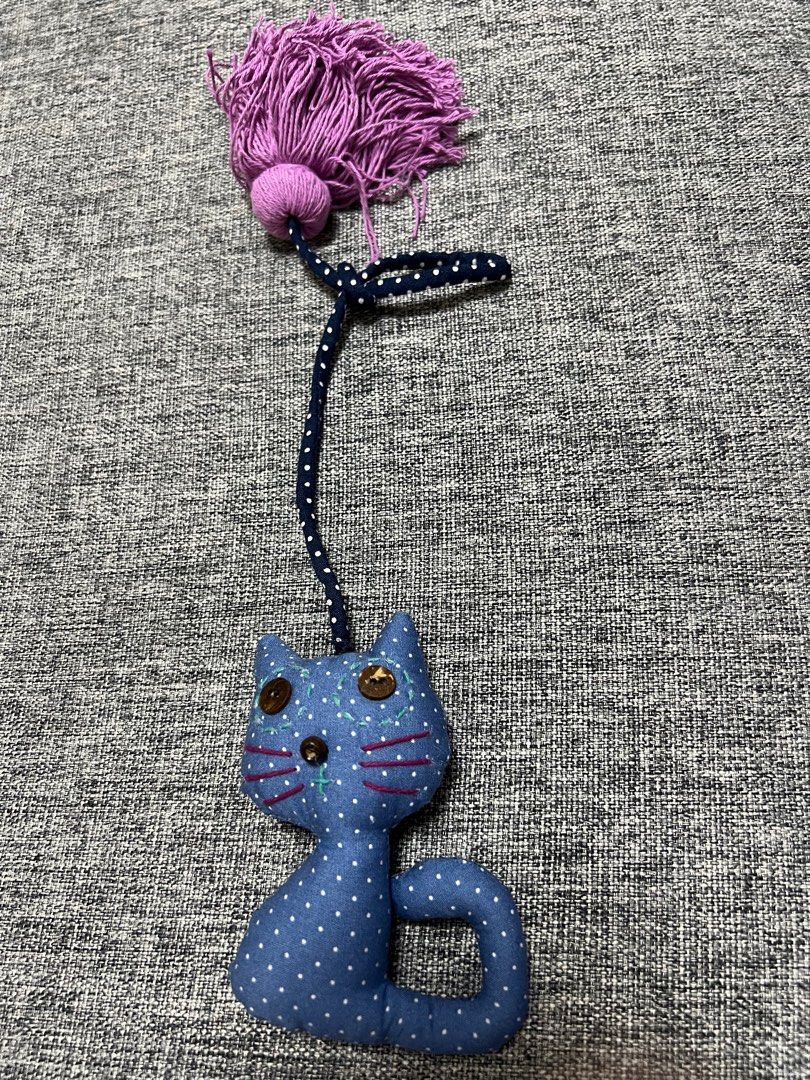 Cat bag charm outlet