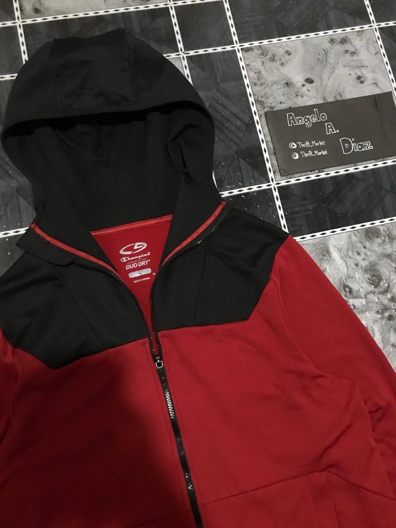 CHAMPION DUO DRY JACKET SIZE LARGE