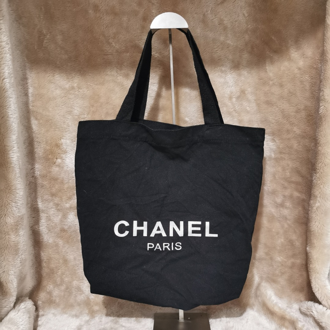 Chanel Tote Bag, Women's Fashion, Bags & Wallets, Tote Bags on Carousell
