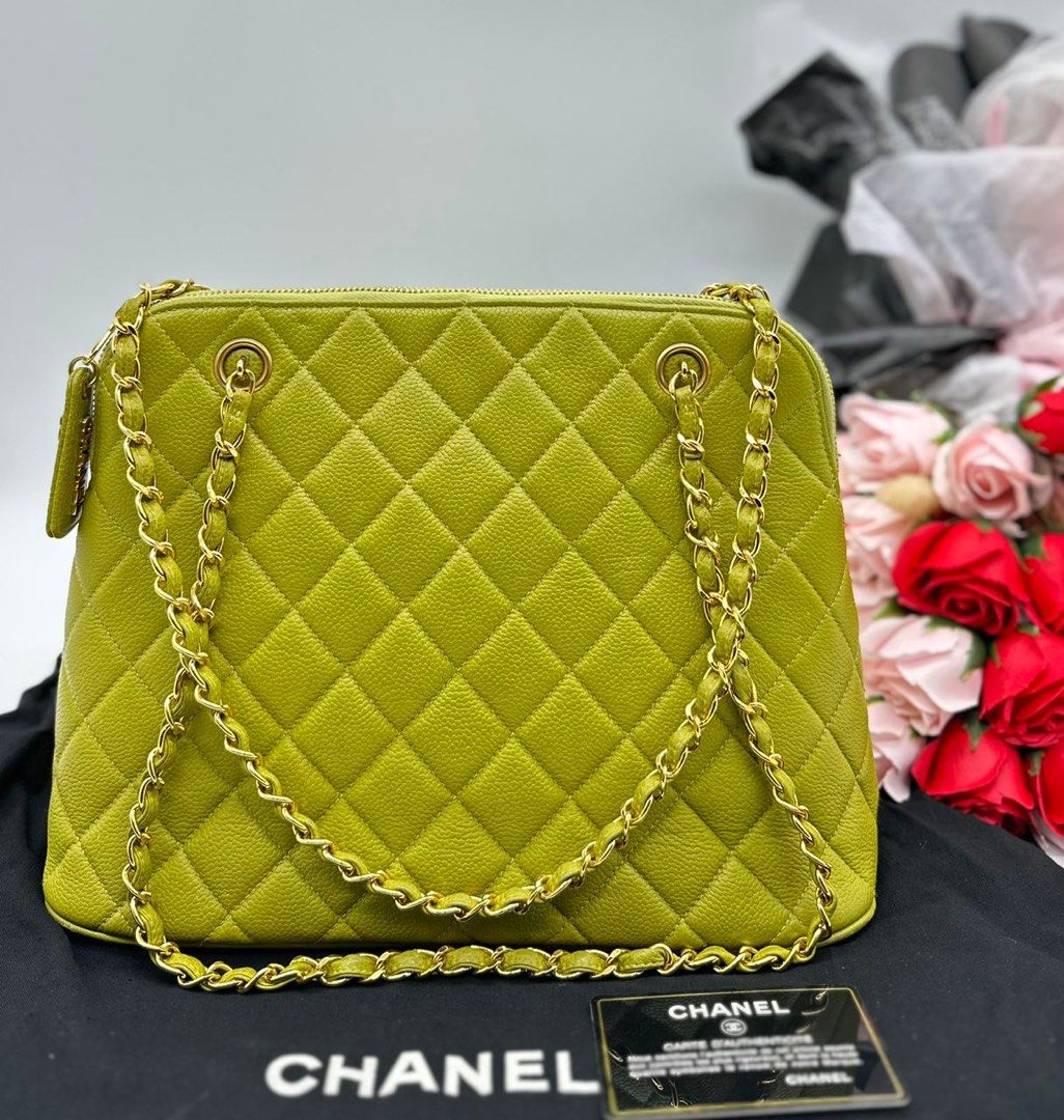 Chanel Vintage Caviar Chain Bag, Luxury, Bags & Wallets on Carousell