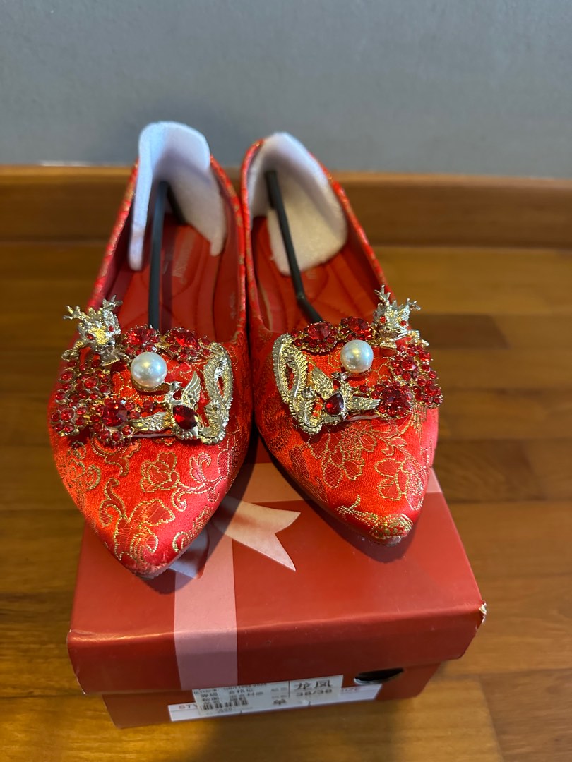 Red hot sale wedding shoes