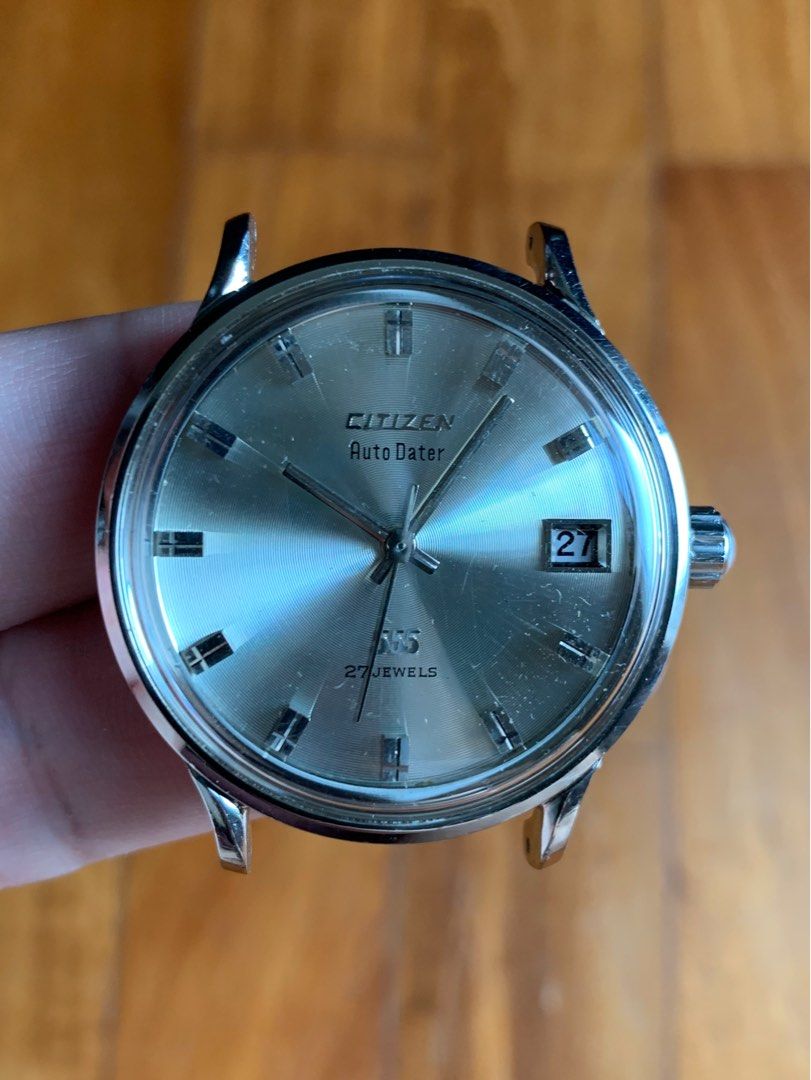Citizen Auto Dater 555 Luxury Watches on Carousell