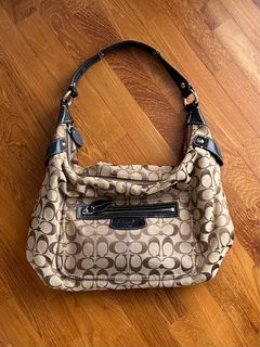 (Category: ) located in . Submitted by cloth_ (Listing ID 1244968716, Image 1). Description: .
