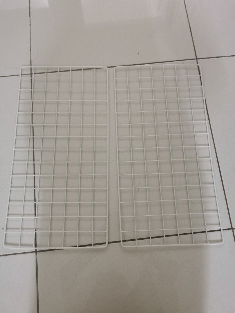Daiso Wire net, Furniture & Home Living, Home Decor, Wall Decor on
