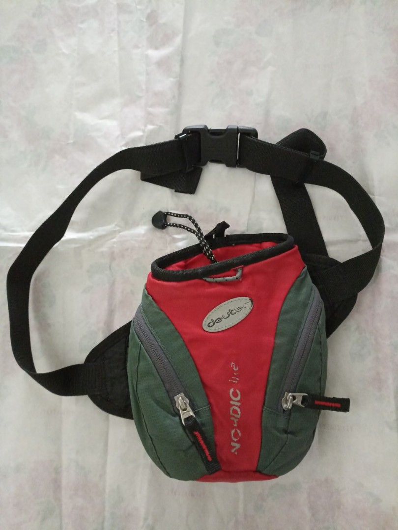 Deuter water top