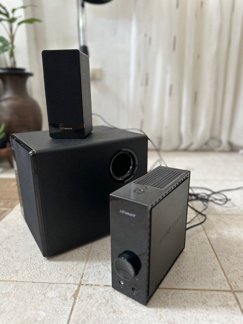 Devant 2.1 clearance channel speakers
