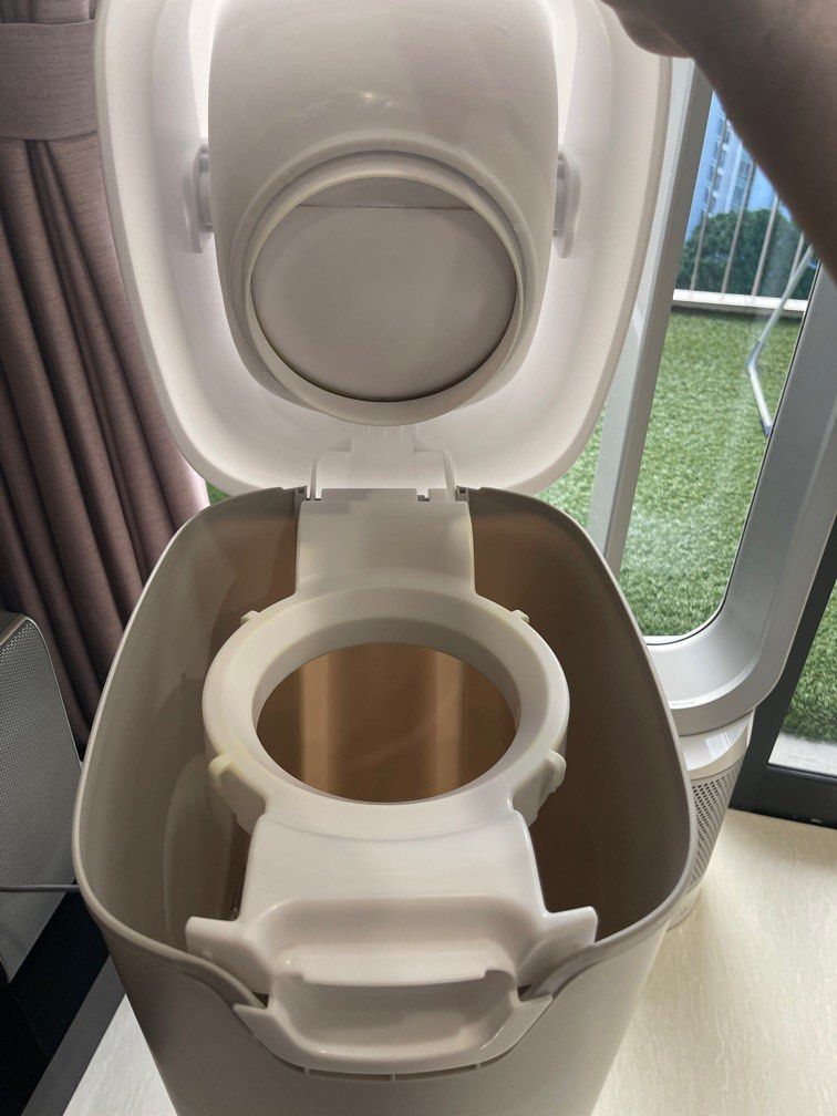 Diaper champ nappy bin maxi, Babies & Kids, Bathing & Changing, Baby