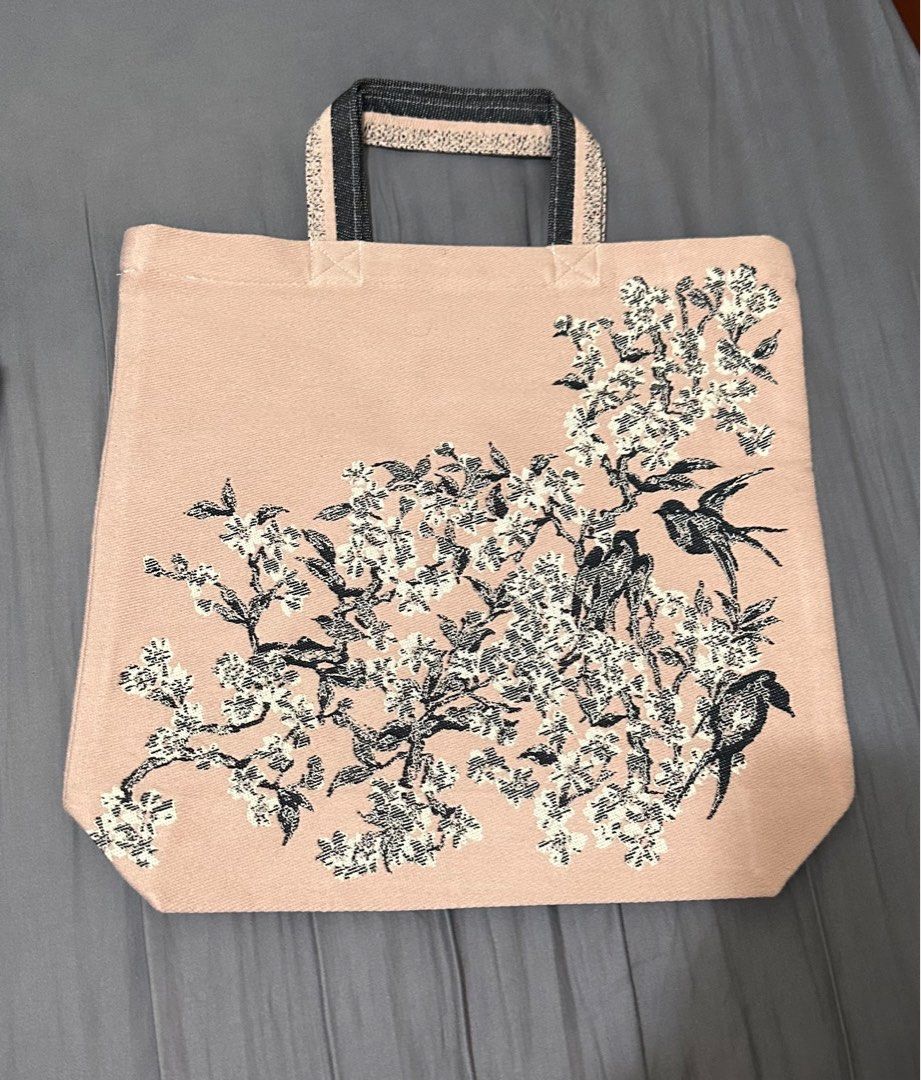 Dior exhibition deals tote bag