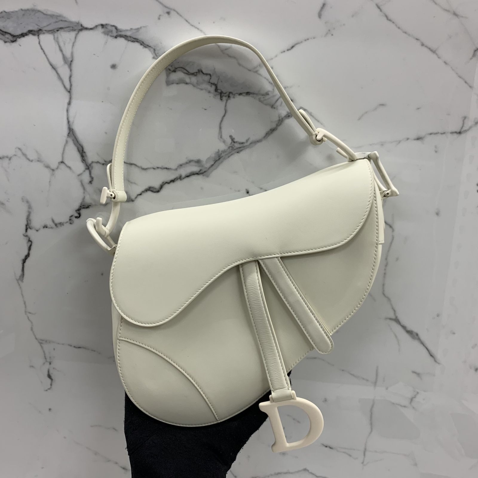 DIOR WHITE ULTRAMATTE SADDLE SHOULDER BAG 237021696 TI Luxury