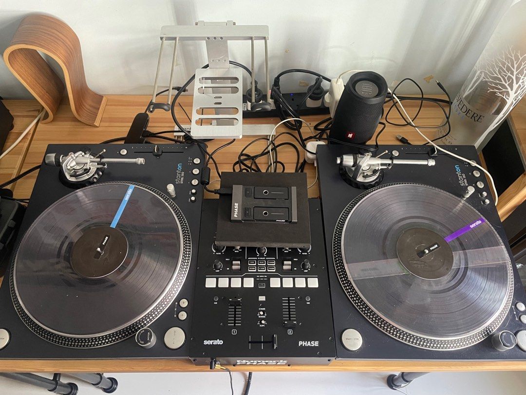 Dj turntable setup stanton str8 150 Numark scratch, Audio, Other Audio