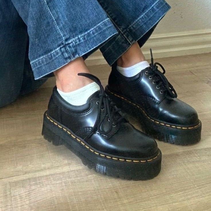 Dr Martens Platforms 8053 Size 7 Women (Category: Casual Shoes) located in Leyte. Submitted by eizag (Listing ID 1245022126, Image 3). Description: ‼️pics above are from pinterest, i just dont have pics with it right now kasi im lazy to get it but you can dm me so that ill have motivation🤣 ordered this from the states pa!! dm for actual photos i do not really use it anymore since its not my style na lol you can see signs of usage but barely noti