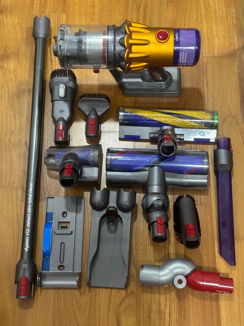 Dyson v12 detect slim total clean (warranty until May 2024), TV & Home