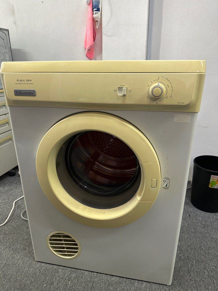 Electrolux 6kg Vented Dryer EDV600, TV & Home Appliances, Washing