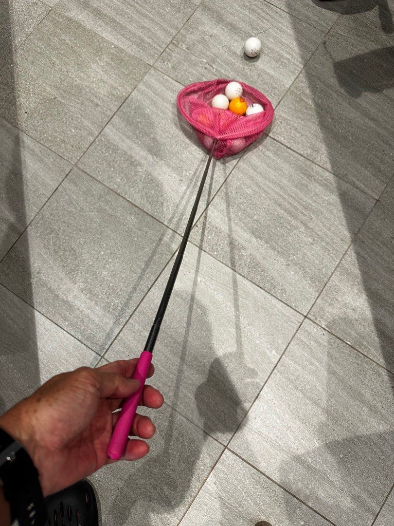 Extendable Ping pong / table tennis ball picker /pick up net / Butterfly net (Category: Racket & Ball Sports) located in Singapore. Submitted by apickleball.fun (Listing ID 1243646229, Image 2). Description: Don’t have to bend down to collect balls. Great for multi ball feeding then collecting balls without breaking your back. A must have!!! Self collect at Elias Mall in Pasir Ris.
