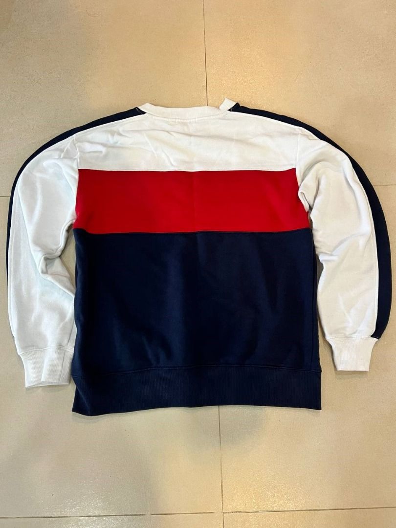 Red white and clearance blue fila sweatshirt