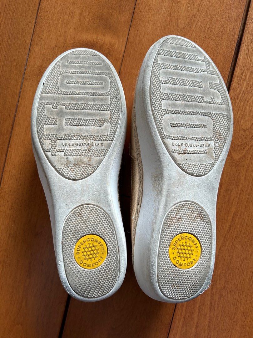 fitflop slip ons