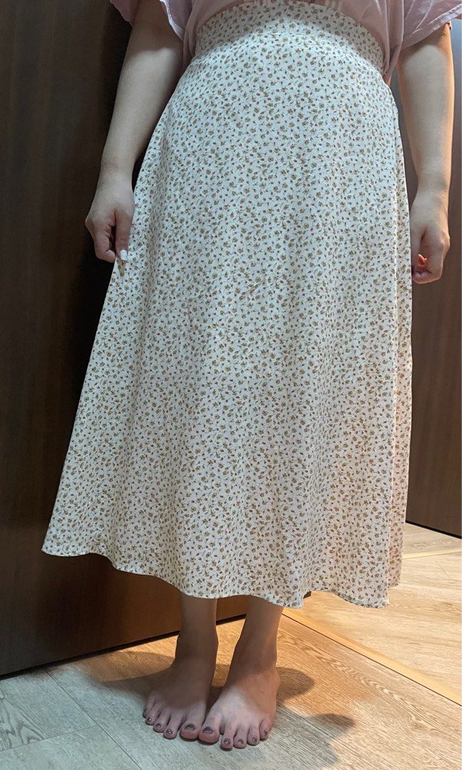Elastic waist skirt floral store