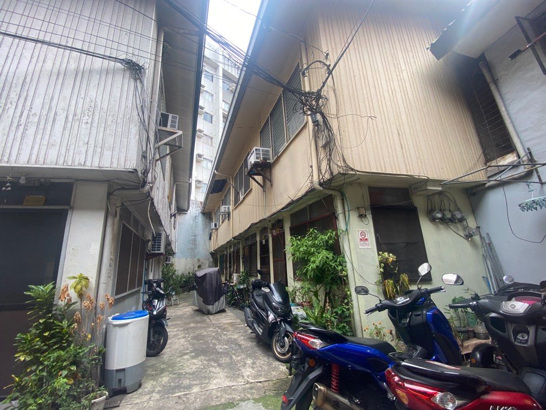 FOR SALE Old Townhouses in Quiapo, Manila, Property, For Sale, House
