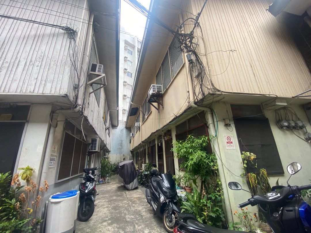 FOR SALE Old Townhouses in Quiapo, Manila, Property, For Sale, House