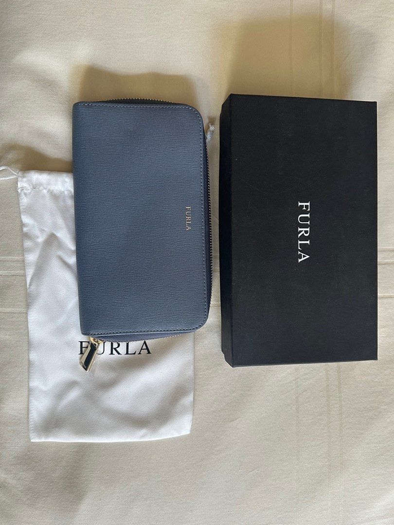 Furla long Wallet