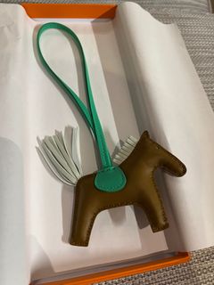 （分類：）位於 。 由 siemenshk 提交（商品編號 1245002601，圖片 1）。簡介： 。