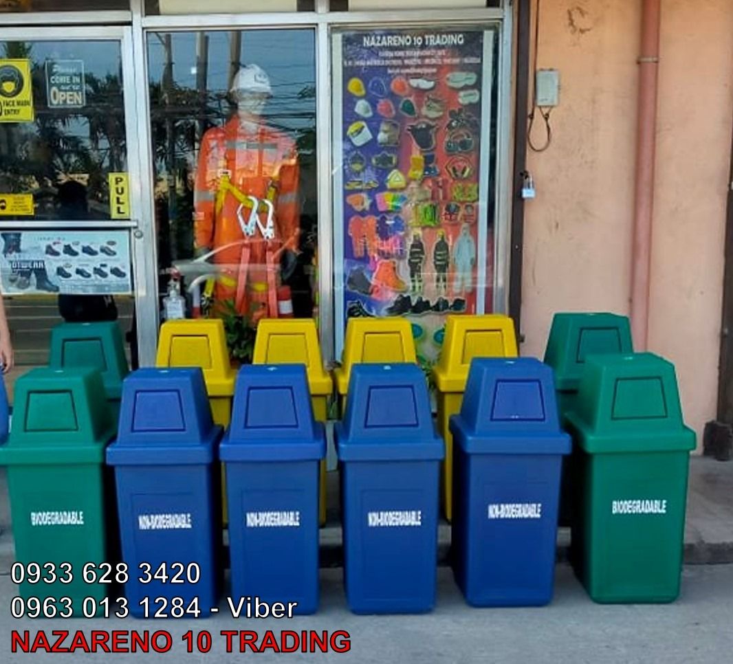 Hooded trash bin on Carousell