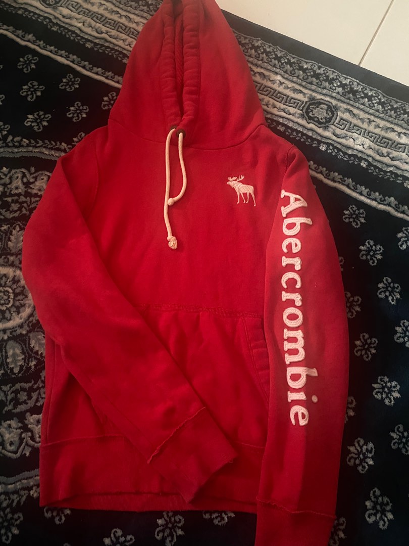 Abercrombie on sale red hoodie