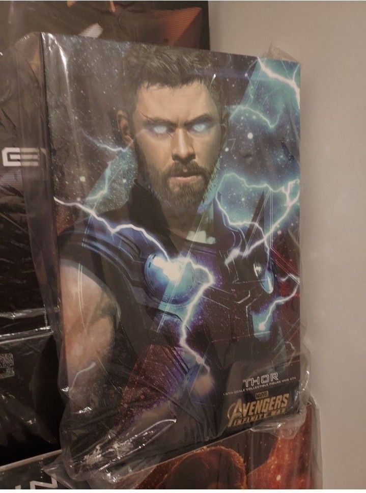 🌟全新未開封H.T. Infinity War - Thor (MMS474), 興趣及遊戲, 玩具