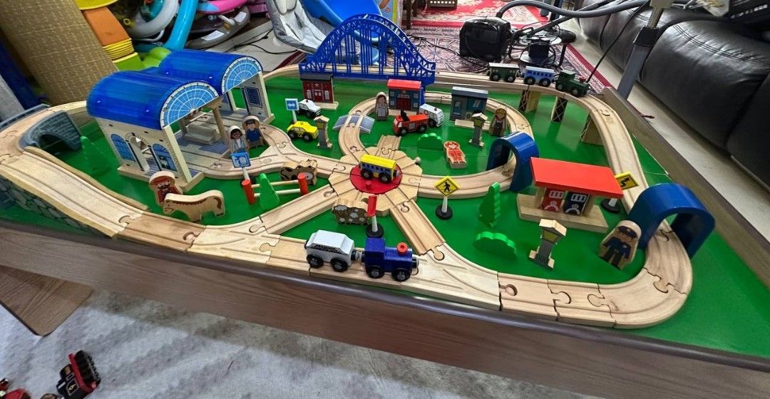 Imaginarium express premium new arrivals train table