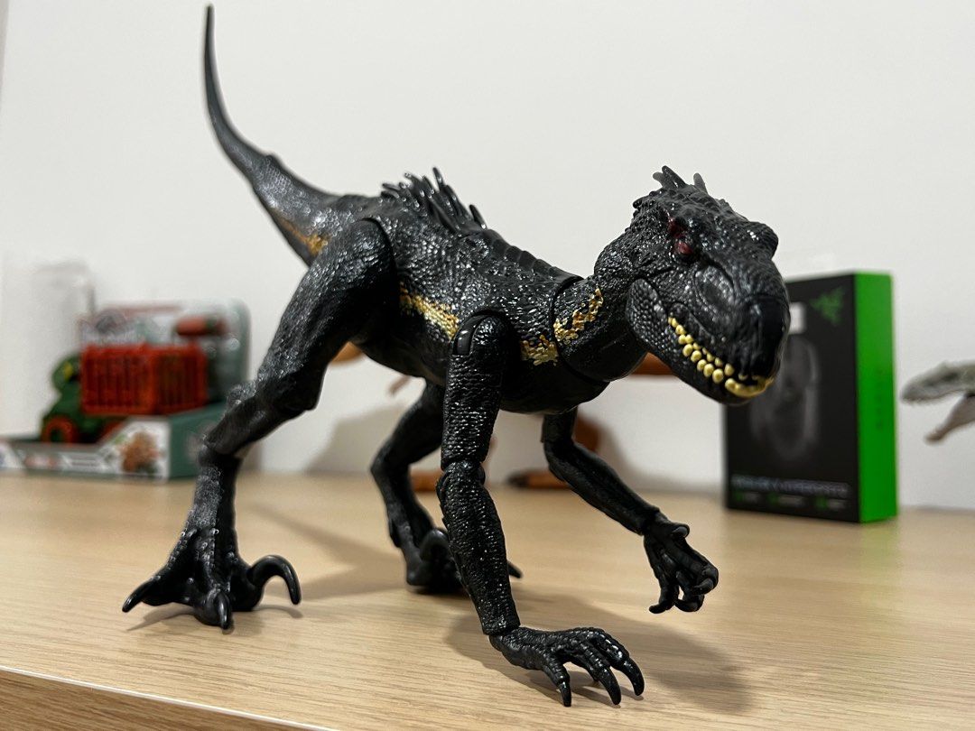 INDORAPTOR JURASSIC WORLD FALLEN KINGDOM ACTION FIGURE Hobbies