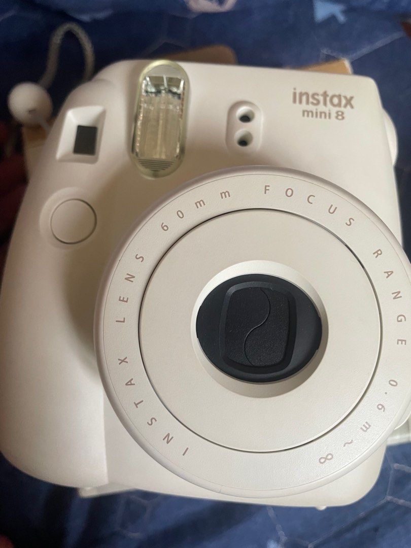 instax mini 8 pictures come out white