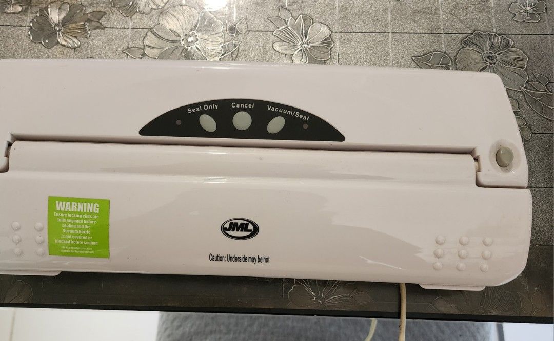 Jml food sealer and vacuumizer, Furniture & Home Living, Kitchenware