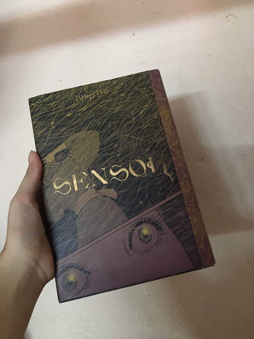 Junji ito sensor manga, Hobbies & Toys, Books & Magazines, Comics