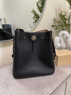 (Category: ) located in . Submitted by bawalwardrobe (Listing ID 1244910725, Image 1). Description: .