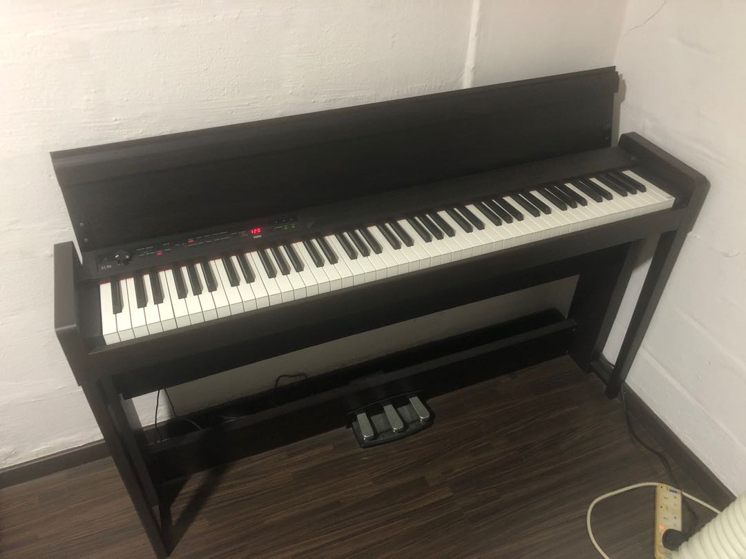 C1 Air digital piano keys cracking sound, Hobbies & Toys, Music