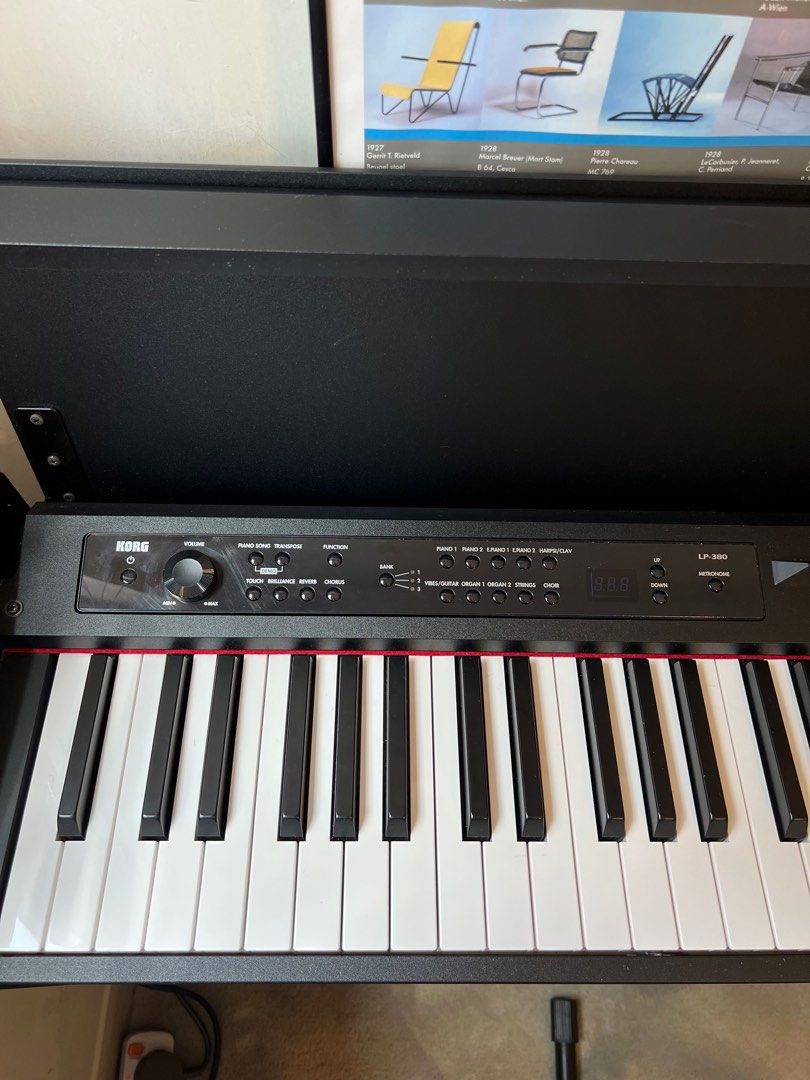 KORG LP-380 Digital Piano 數碼鋼琴連櫈, 興趣及遊戲, 音樂、樂器