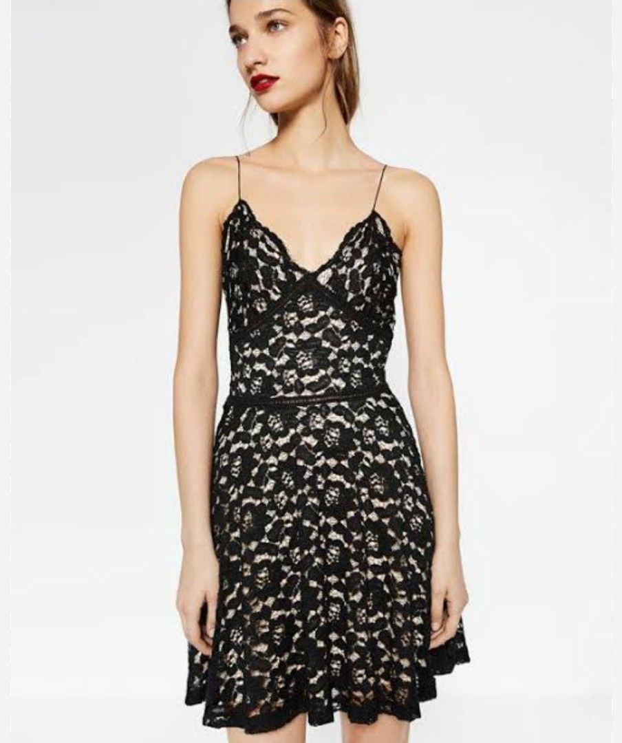 Lace dress (Category: Dresses) located in Caloocan City. Submitted by val02 (Listing ID 1243129047, Image 1). Description: this is a beautiful lace dress, with nude inner, will fit xs to small.