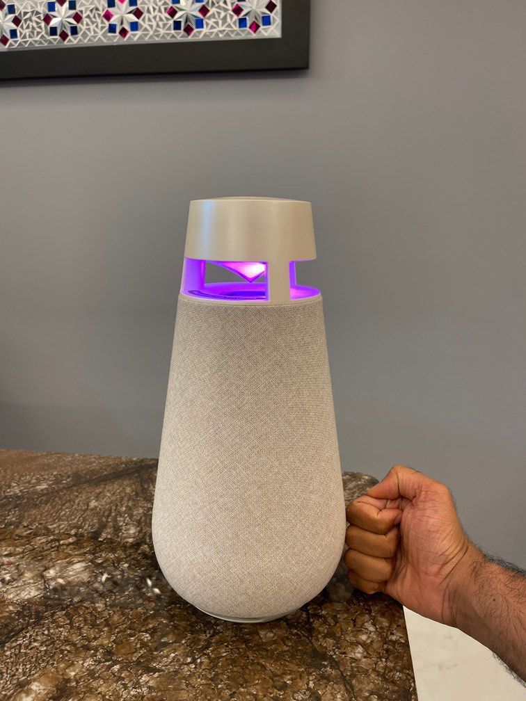 LG XBOOM PORTABLE SPEAKER SURROUND WITH ADAPTIVE LIGHT, Audio